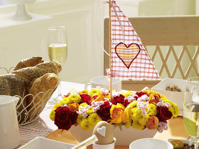 10 Minute Valentines Table Decor - Today's Creative Life