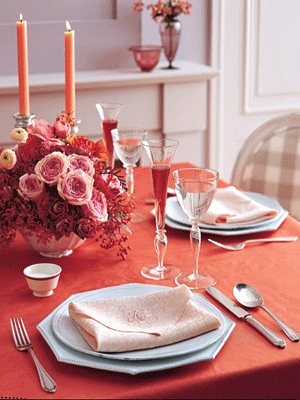 Elegant Valentine's Day Table Decorations - Enhance Your Palate