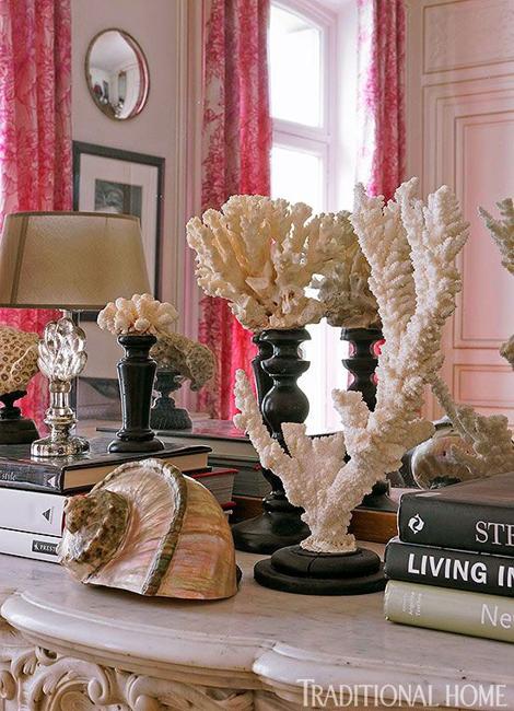 https://www.lushome.com/wp-content/uploads/2011/08/corals-home-decorating-ideas-2.jpg