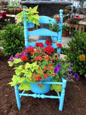 Unusual Planters for Backyard Decoration, 20 Spring Decorating Ideas