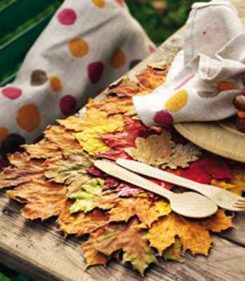 How To: Make a Fall Leaf Table Runner for Thanksgiving