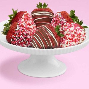 Healthy and Romantic Valentines Ideas, 11 Delicious Desserts with Berries