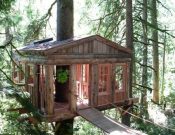 Modern Tree House Designs Bring Back Romantic Backyard Ideas
