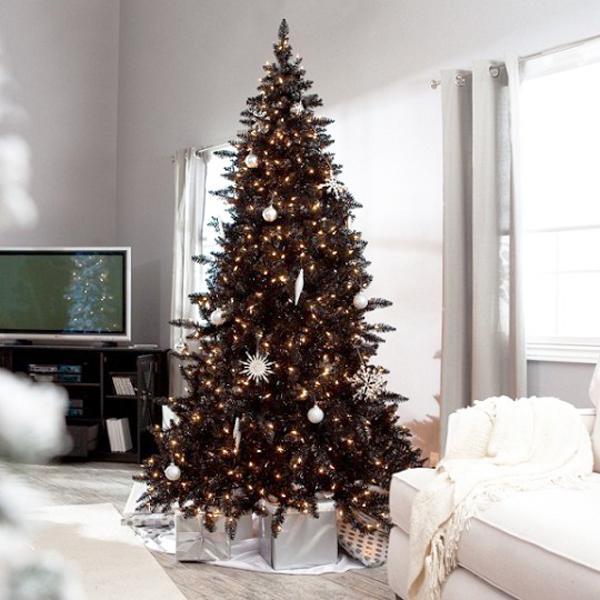 Black and White Christmas Tree Decorating Ideas