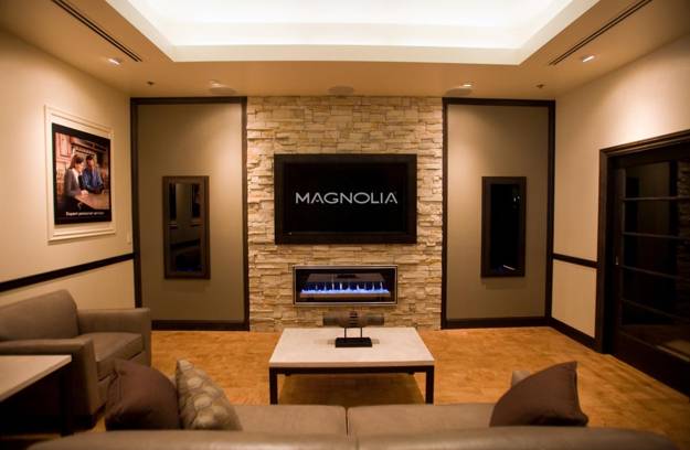 30 Multifunctional and Modern Living Room Designs with TV and Fireplace