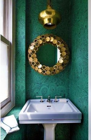 Green Wallpapers and Wall Paint Colors in Malachite Hues