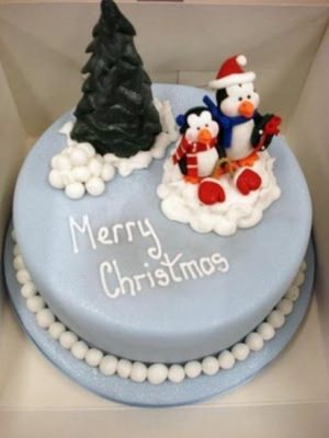 Festive Christmas Cake Decoration with Holiday Trees, the Art of Food ...