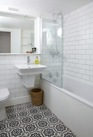 Small Bathroom Tiles, Old Design Trends Making Their Comeback