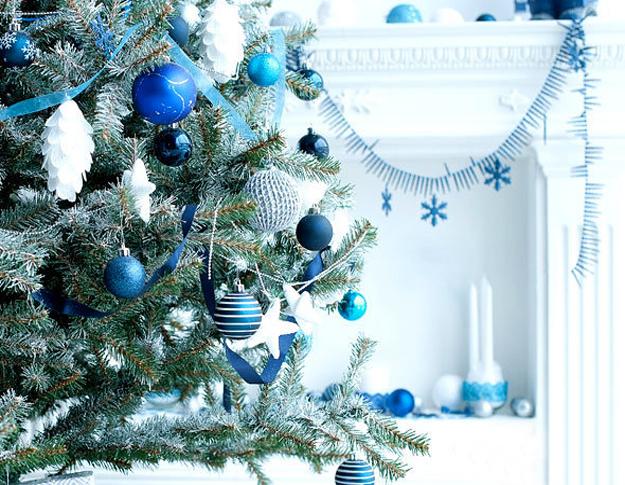 Blue and White Christmas Colors, Elegant Cool Color Combinations ...
