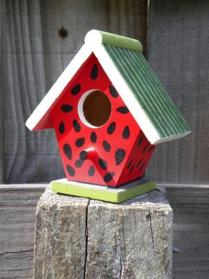 Colorful Painting Ideas for Handmade Birdhouses, Fun Yard Decorations ...