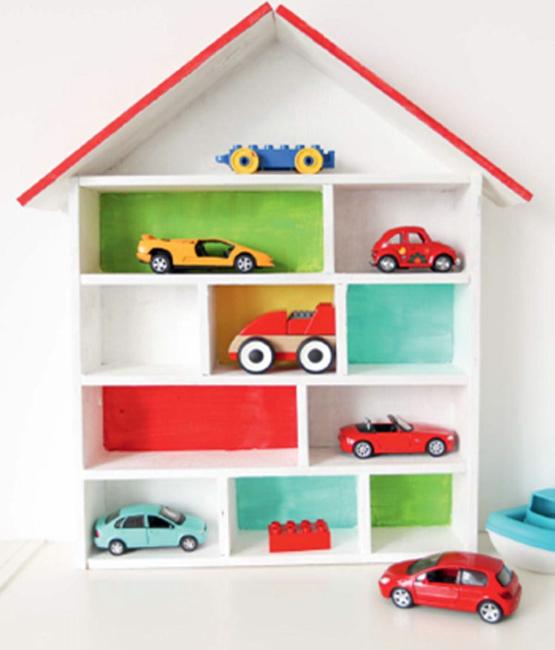 toy car house