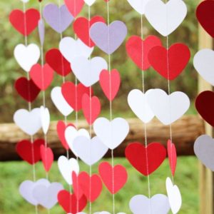 30 Romantic Yard Decorations, Small Gifts and Picnic Ideas for ...