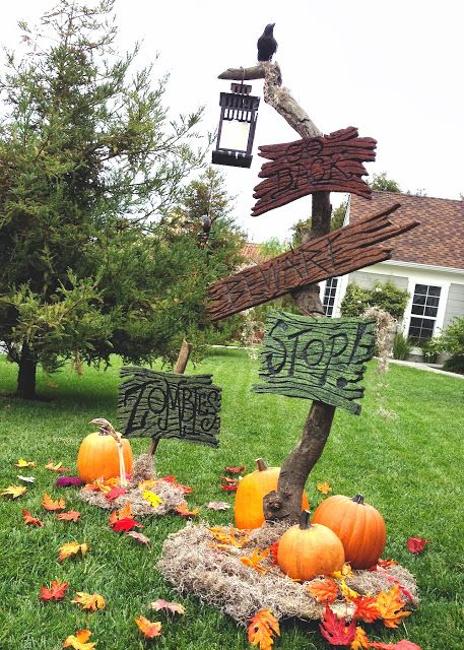 DIY Holiday Signs, Frightening and Exciting Halloween Ideas