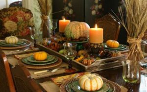 50 Thanksgiving Table Decoration Ideas, Hypnotizing Candles