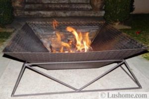 Beautiful Metal Fire Pits to Elevate your Relationships and Backyard Design