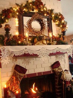 Fireplace Decorating for Christmas, How to Create Modern Holiday Decor