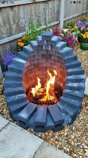 50 DIY Stone Fire Pit Designs and Patio Ideas