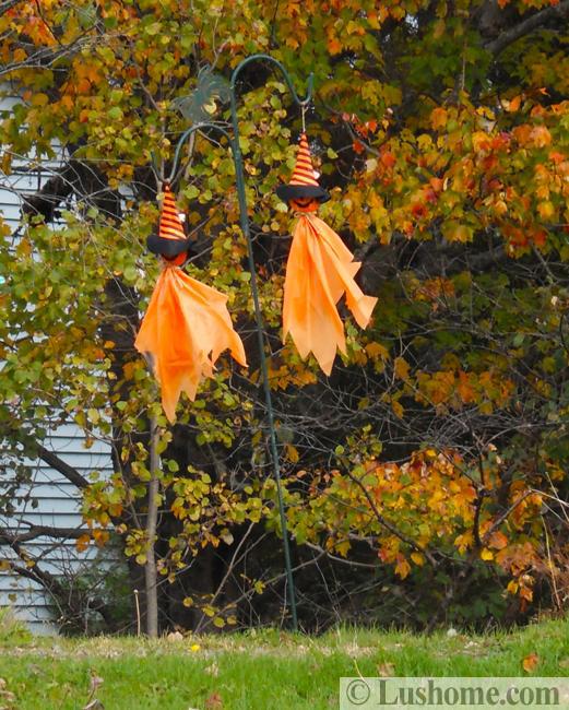 halloween craft ideas hanging witches